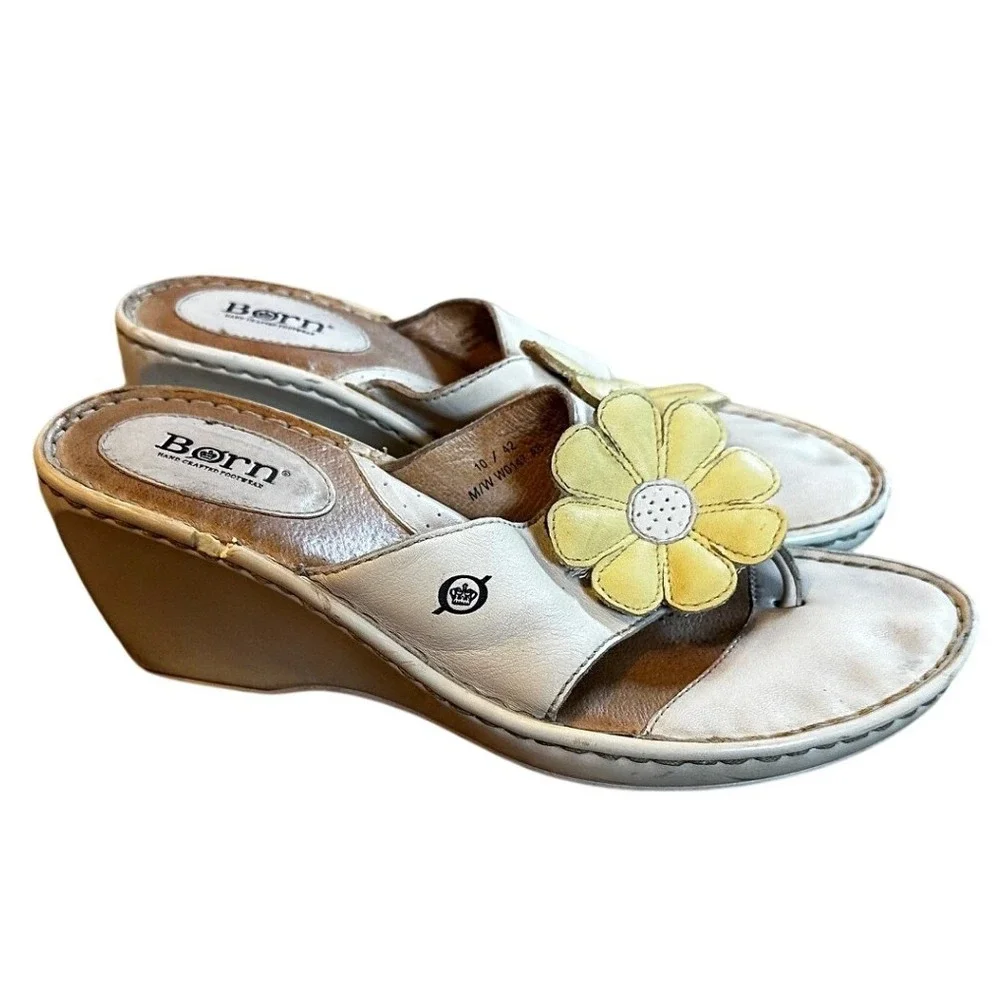 Born Off White Leather Floral Wedge Thong Sandals Women's 10